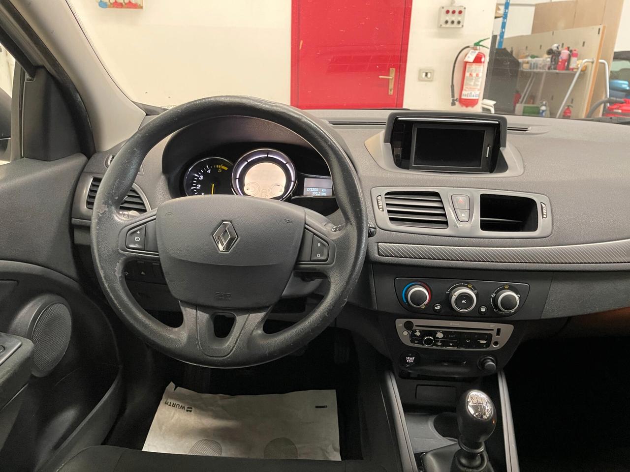 Renault Megane SporTour Wave 1.5 dCi 110cv-OK Neopatentati-LEGGI SOTTO