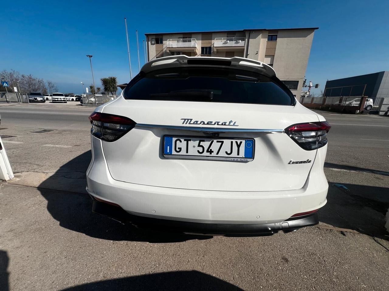 Maserati Levante V6 430 CV AWD Modena Ultima NOLEGGIO/RISCATTO