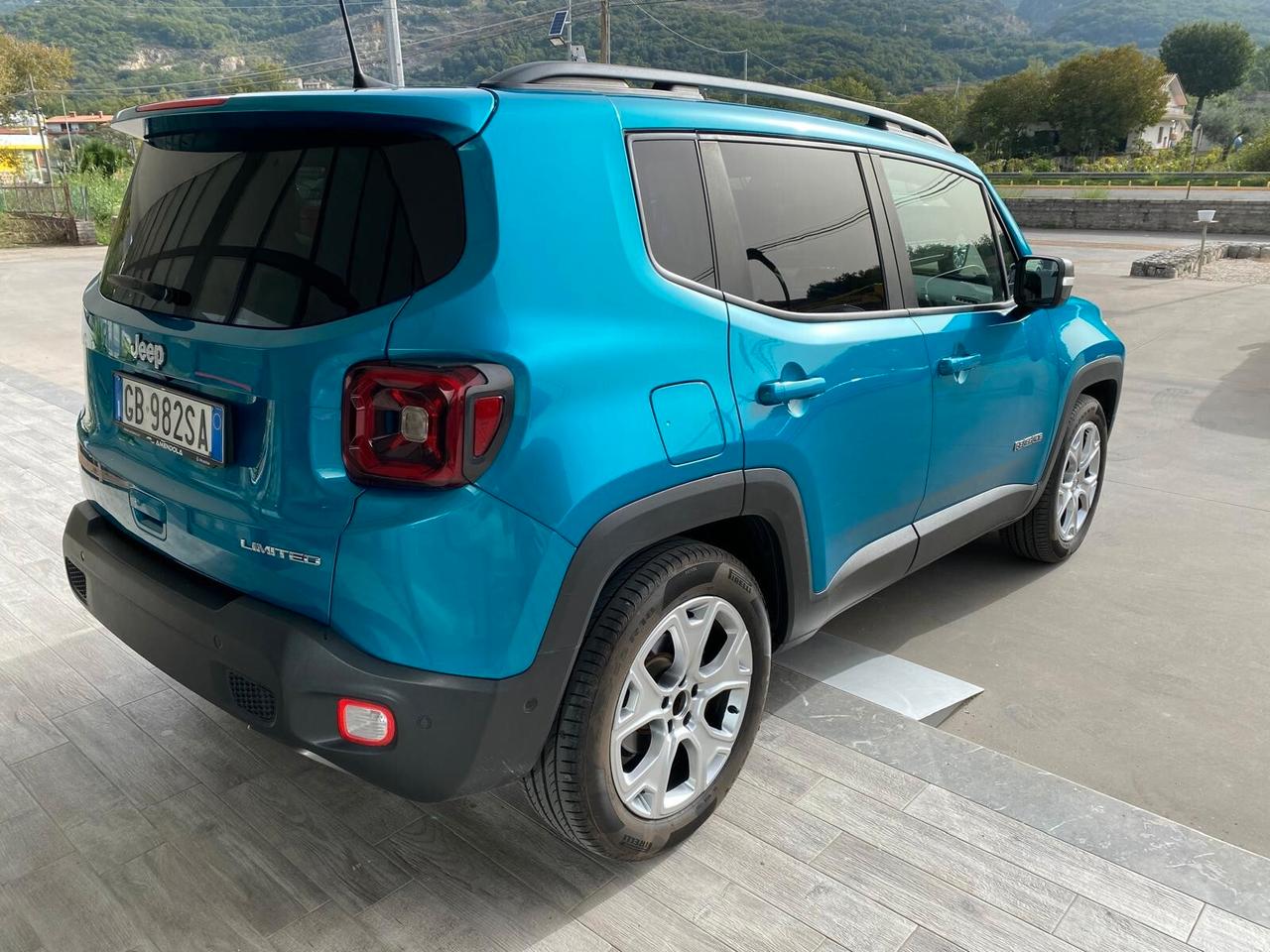 Jeep Renegade 1.6 Mjt DDCT 120 CV Limited Spettacolare