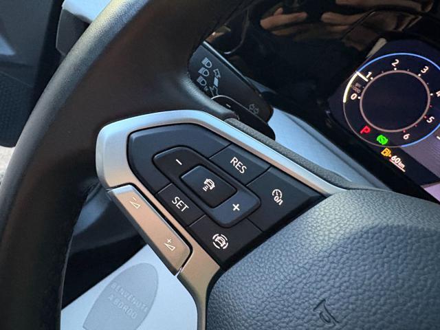 VOLKSWAGEN Golf 2.0 TDI DSG SCR Life COCKPIT-LUCI AMBIENTE