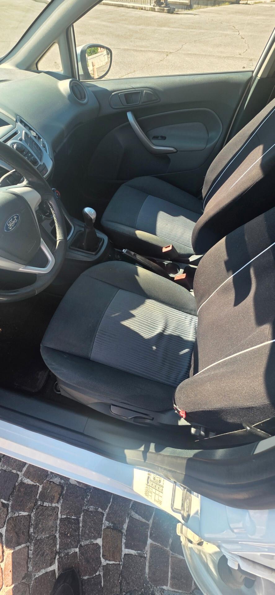 Ford Fiesta 1.4 96CV aut. 5 porte Titanium
