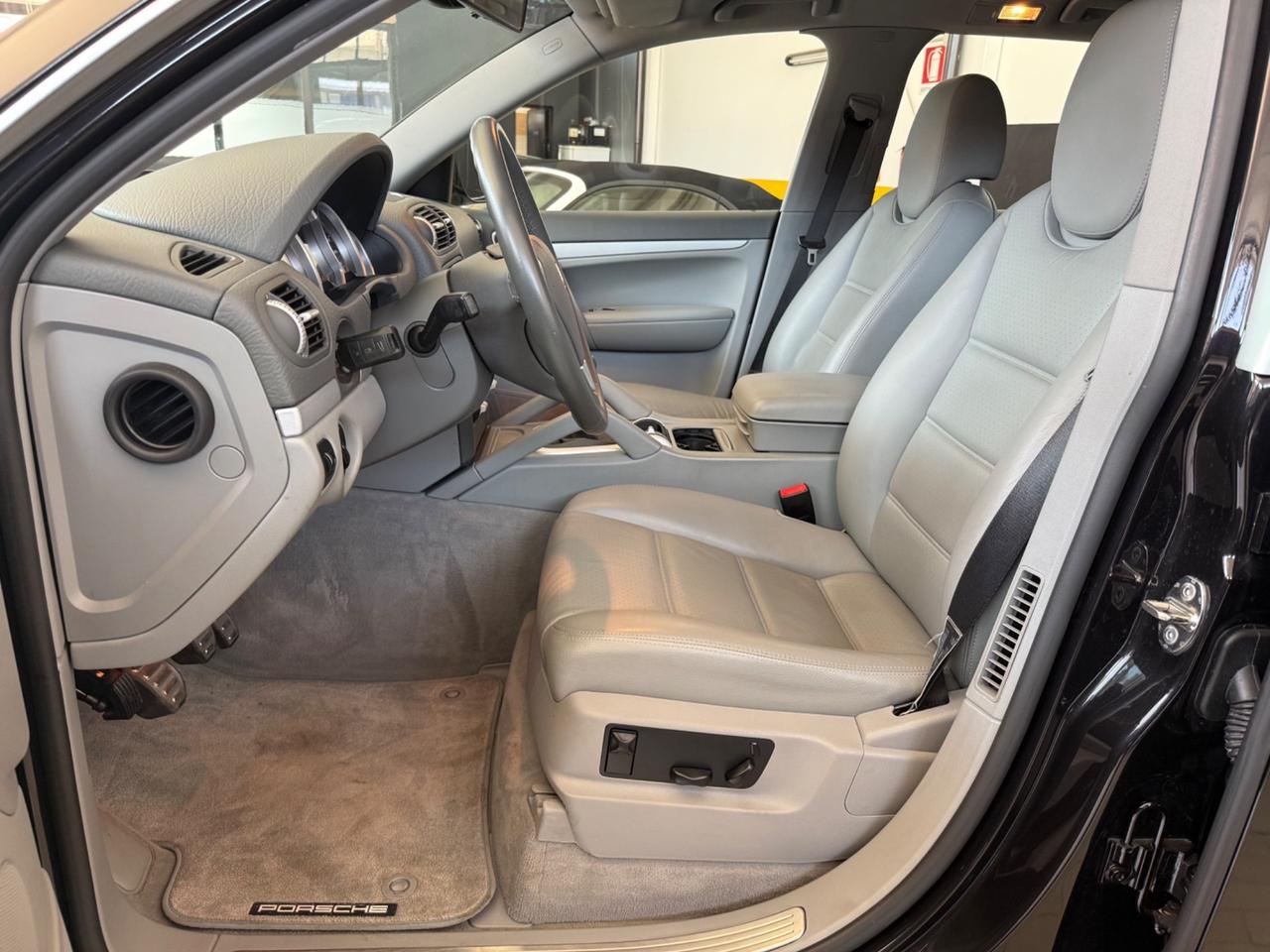 Porsche Cayenne 4.5 cat S manuale asi
