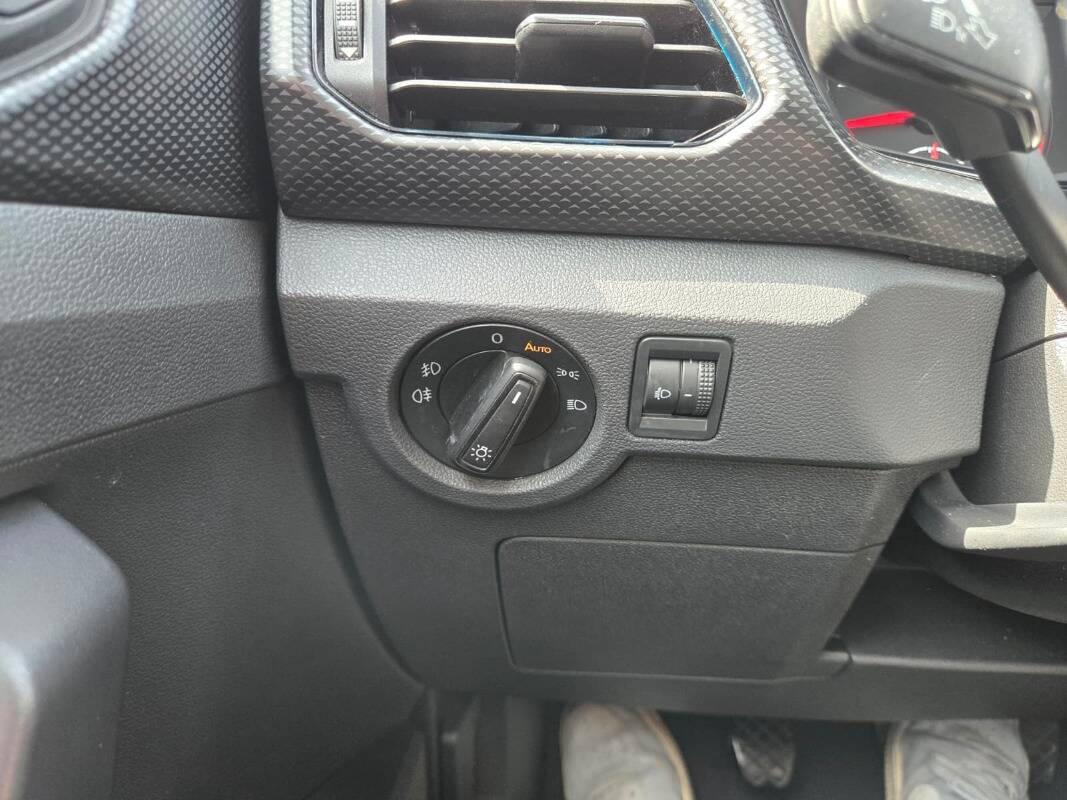 Volkswagen T-Cross 1.0 tsi Advanced 110cv