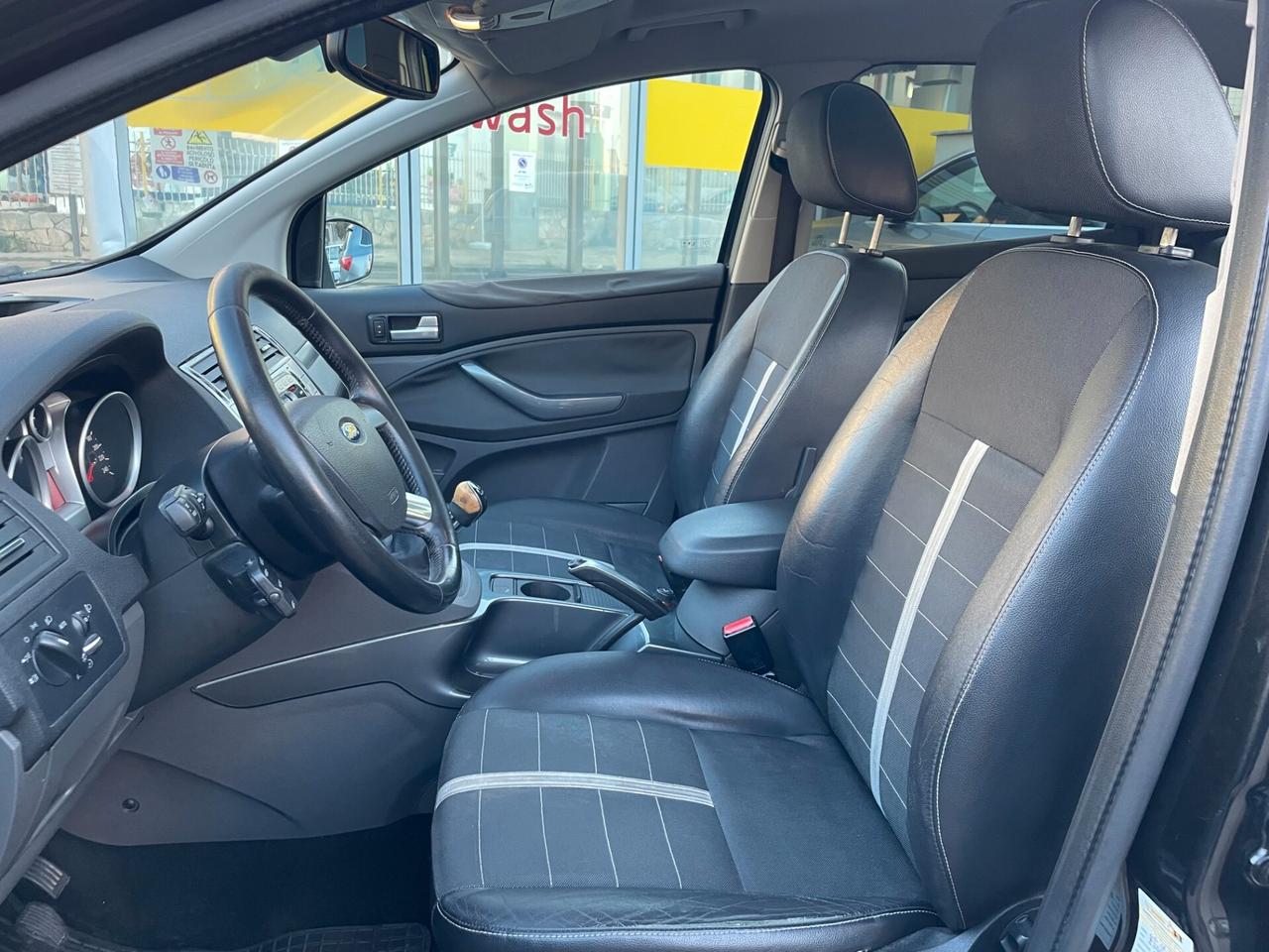 Ford Kuga 2.0 TDCi 136 CV 4WD Titanium DPF FINANZIABILE