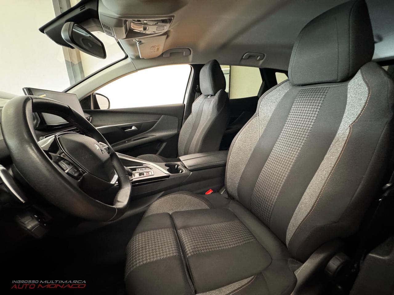 Peugeot 3008 BlueHDi 130cv Active 2021