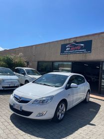 Opel Astra 1.4 100CV 5 porte Cosmo