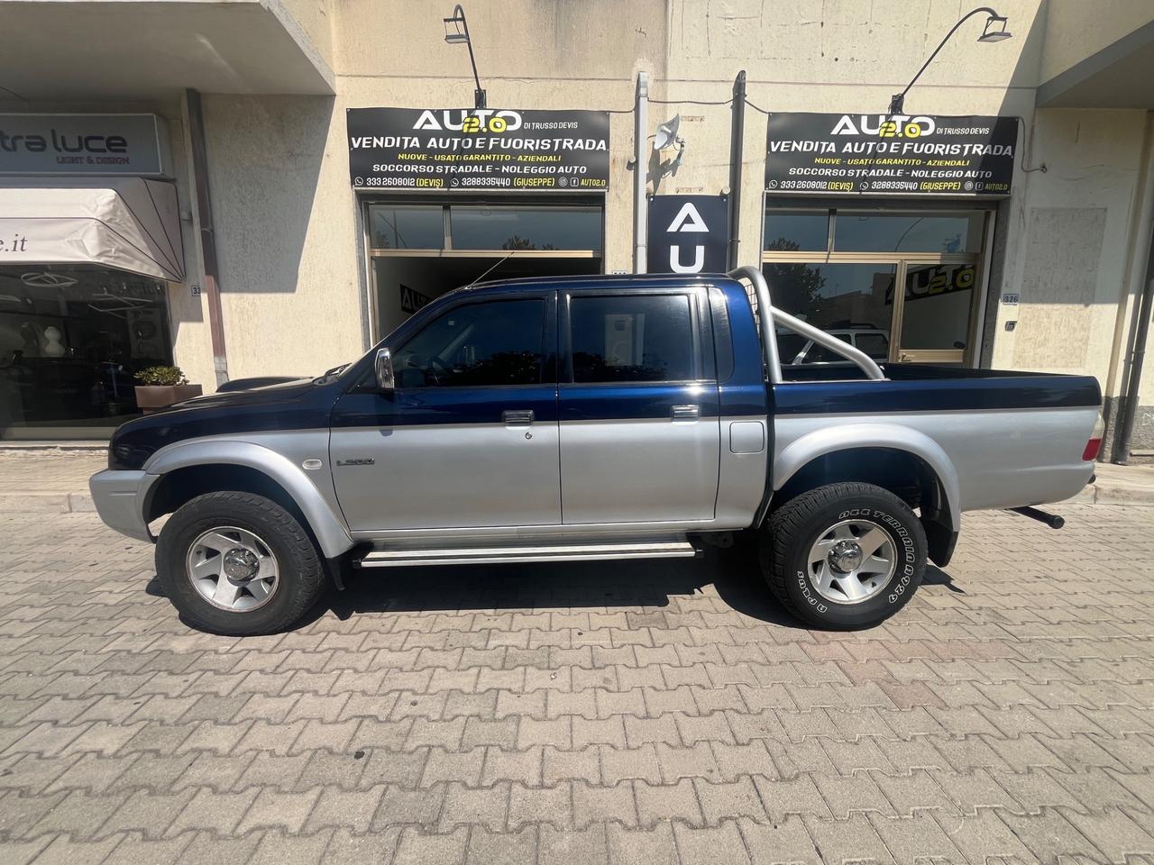Mitsubishi L200 2.5 TDI 4WD Club Cab Pup. GLS Targ.