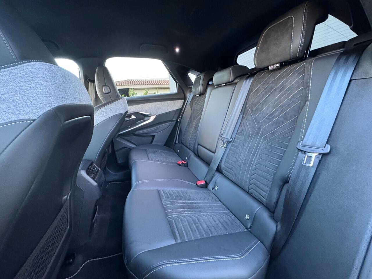 Peugeot 3008 Hybrid 136 e-DCS6 GT LINE - PRONTA CONSEGNA - NESSUN VINCOLO DI FINANZIAMENTO