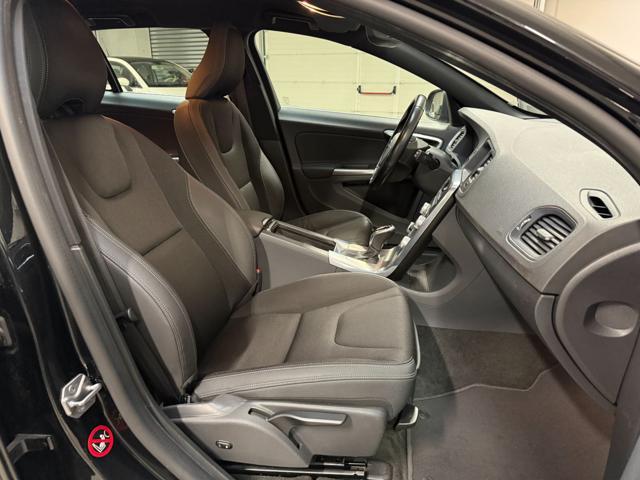 VOLVO V60 D3 Geartronic Business