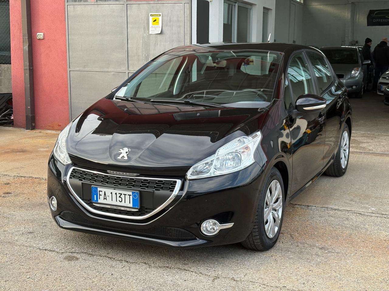 Peugeot 208 1.4 VTi 95 CV 5p. GPL Allure