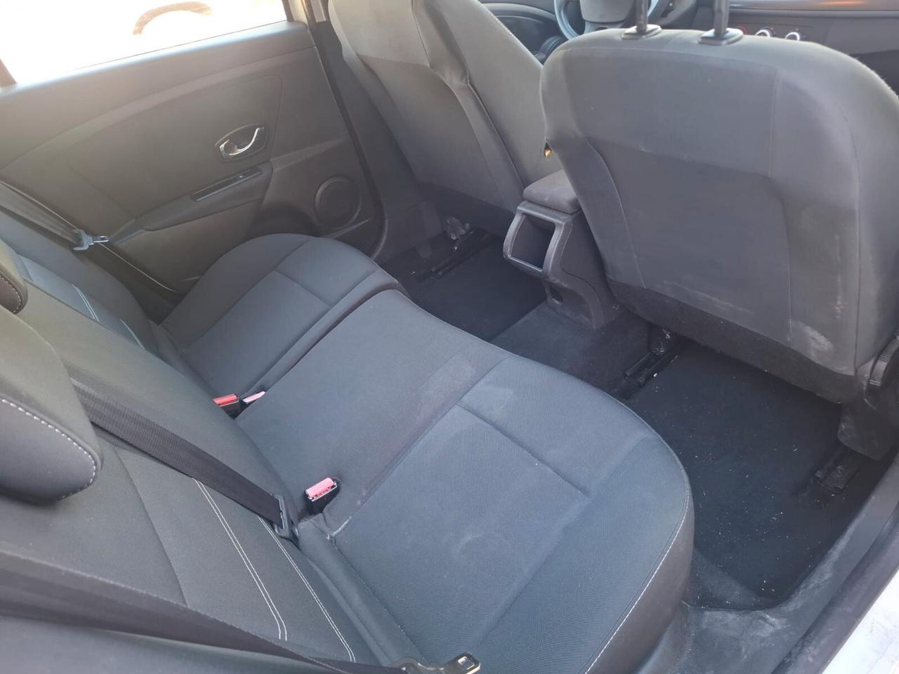 Renault Megane Mégane 1.5 dCi 110CV EDC SporTour Serie Limitata GT Style
