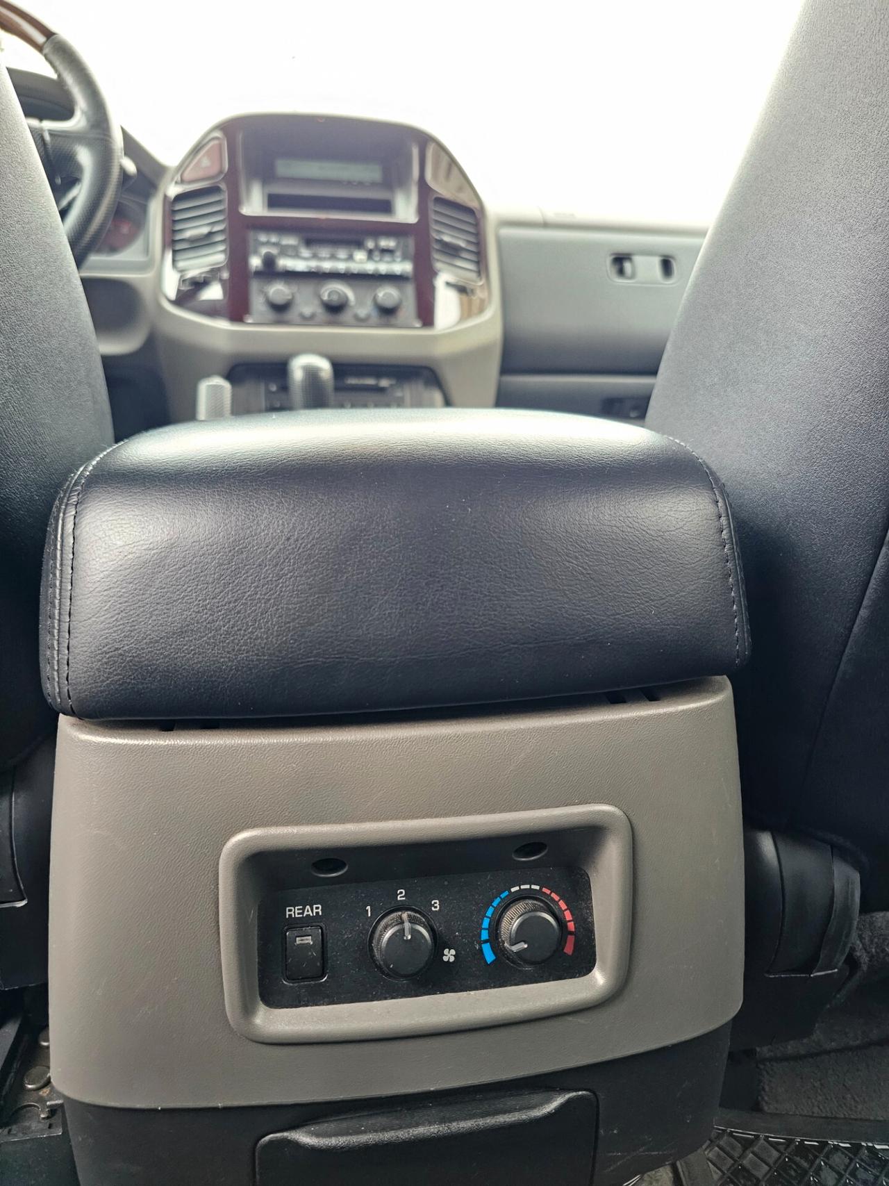 Mitsubishi Pajero 3.2 16V DI-D 5p. GLS2 ASI full optional