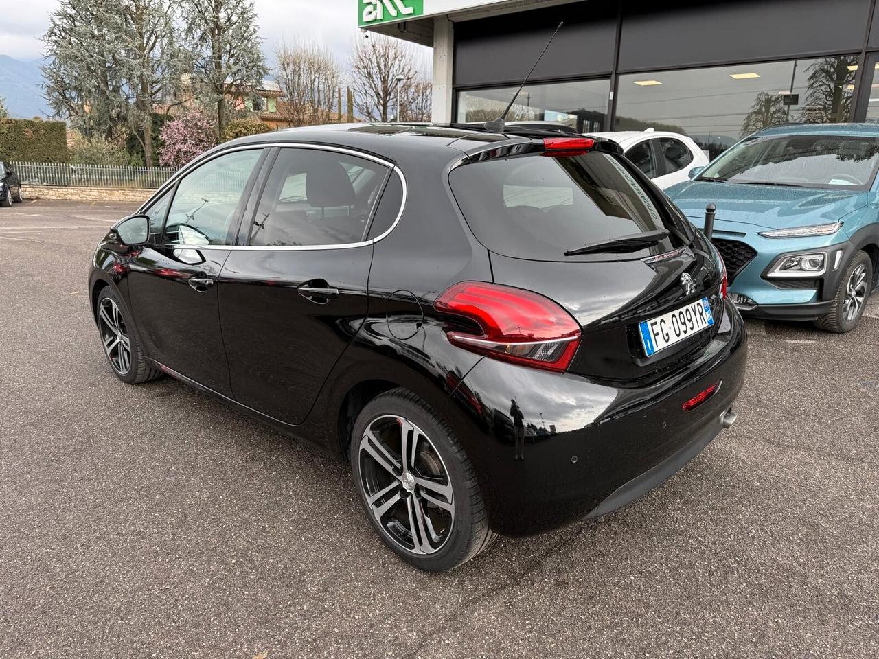 Peugeot 208 Turbo 110 S&S 5 porte GT Line