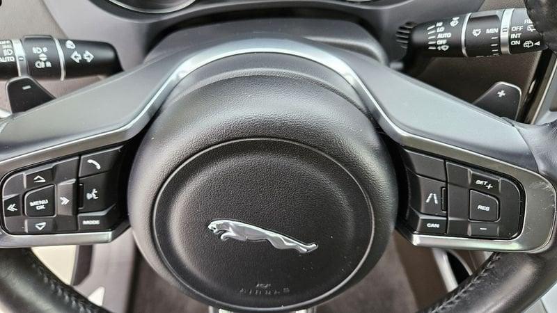 Jaguar F-Pace 2.0 300 CV AWD aut. Portfolio