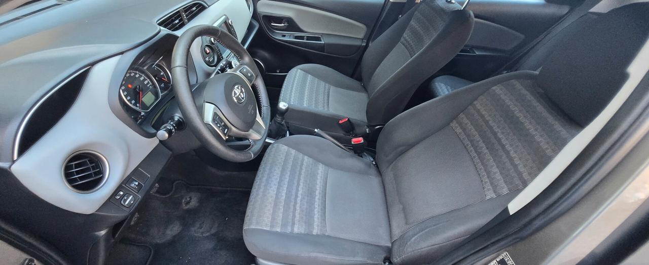 Toyota Yaris 1.0 5 porte Lounge