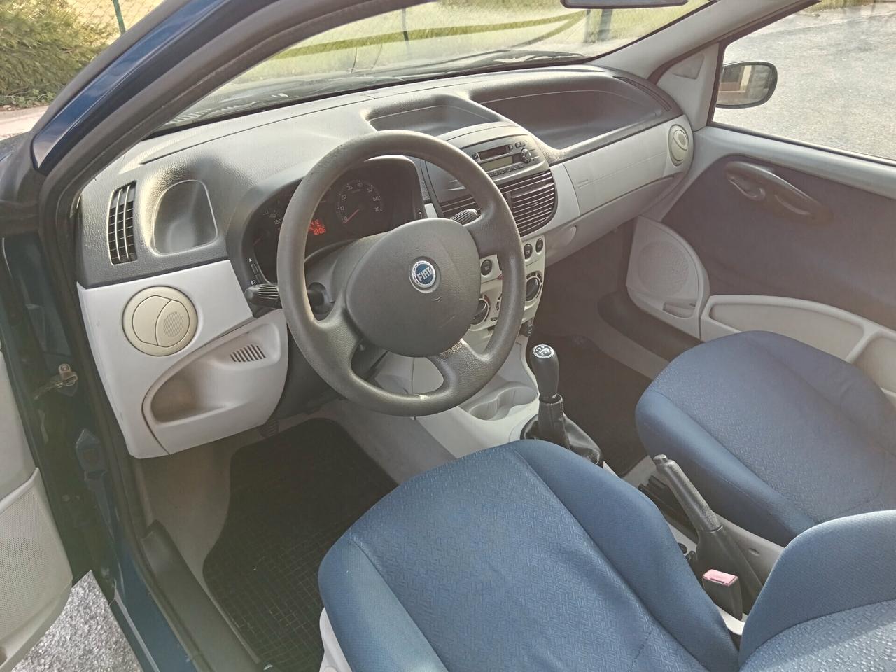 Fiat Punto 1.3 MJT 70CV 3 PORTE NEOPATENTATI