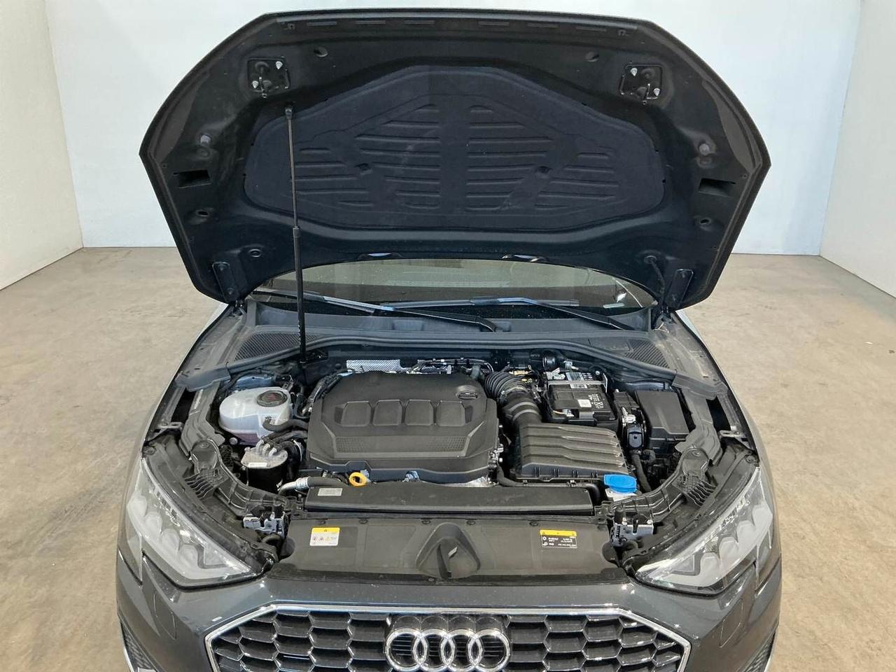 Audi A3 sportback 35 TDI S tronic / PELLE / CAMERA / NAVI