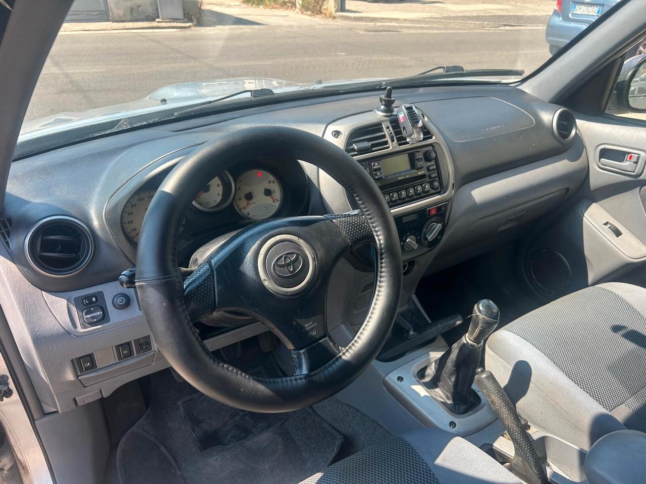 Toyota RAV 4 2.0cc diesel(PRIVATO)-2001
