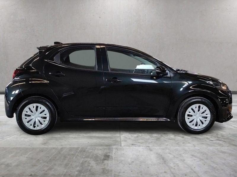 Toyota Yaris YARIS 1.5 TNGA HEV 115 E-CVT BLACK MET
