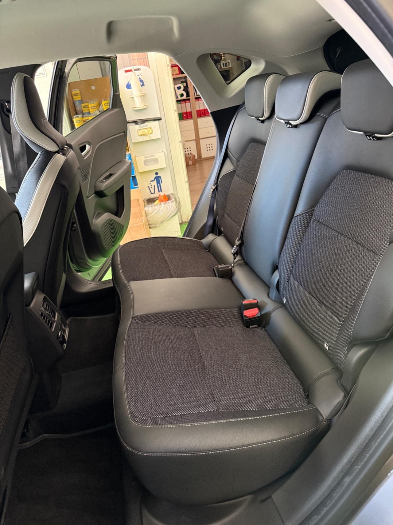 Renault Captur Mild Hybrid Intens