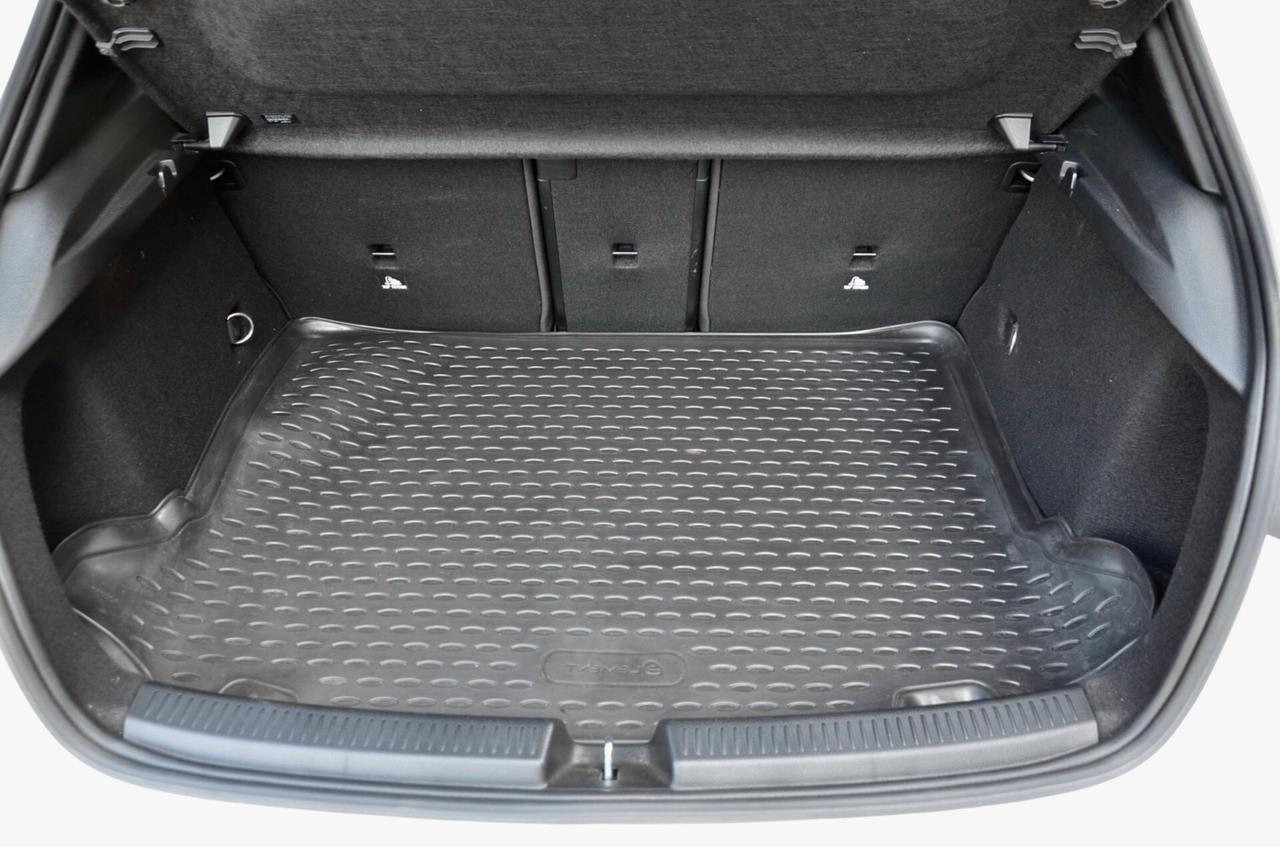 MERCEDES-BENZ A 180 AMG LINE PREMIUM PLUS 136cv AUTO, SERVICE MERCEDES, FULL LED, RETROCAMERA, LUCI 64 COLORI, PERMUTE