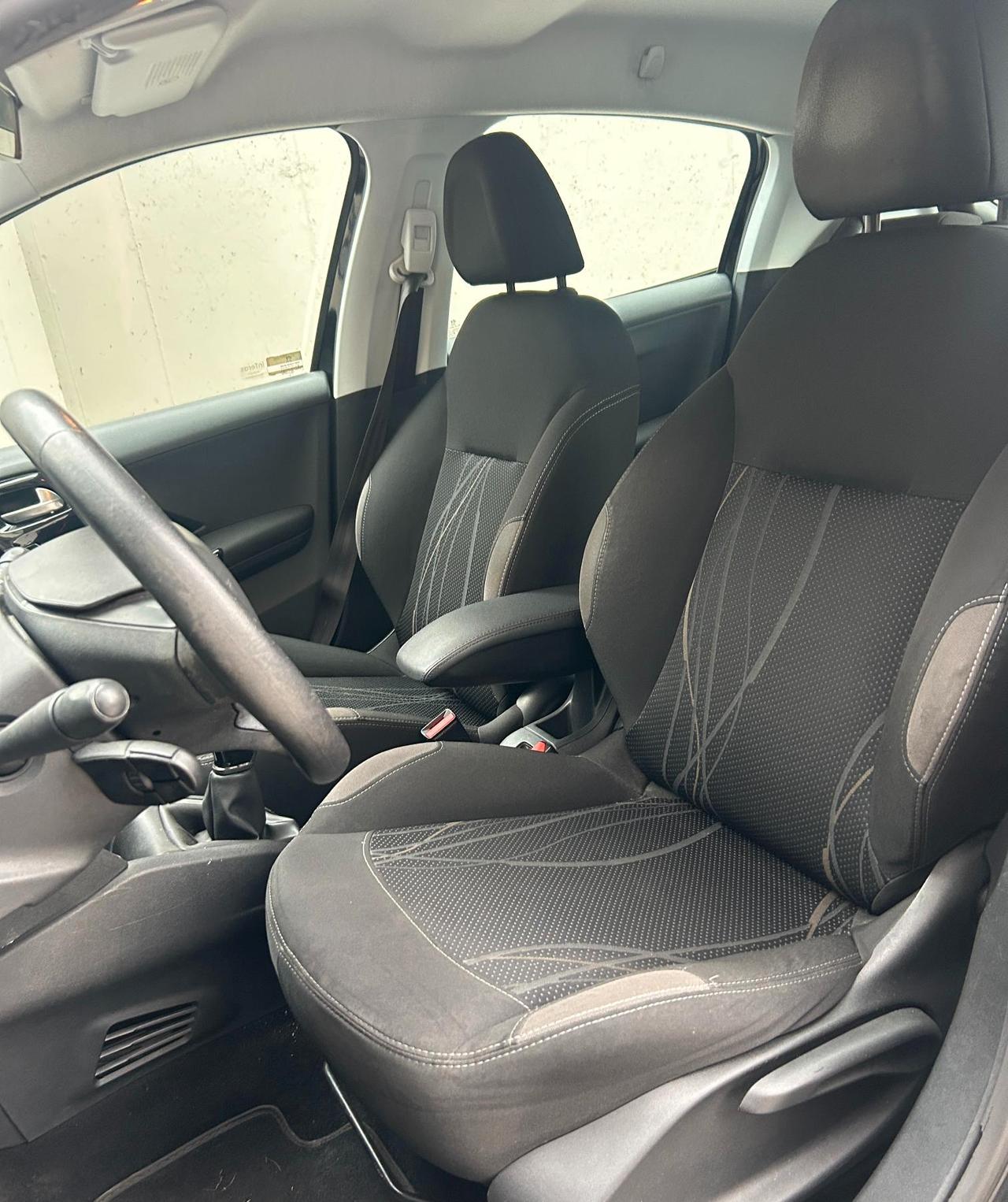 Peugeot 208 5 Porte 208 5p 1.2 puretech (vti) 12v Active