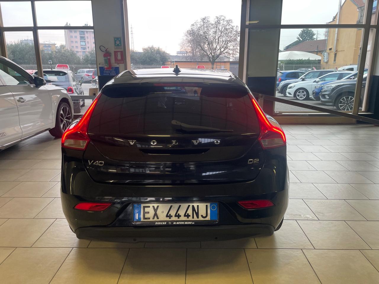 Volvo V40 D2 1.6 Momentum - Nessun vincolo -