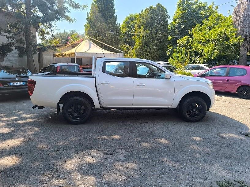 Nissan Navara 2.3 dCi 4WD Double Cab Acenta KM 56.000!!!
