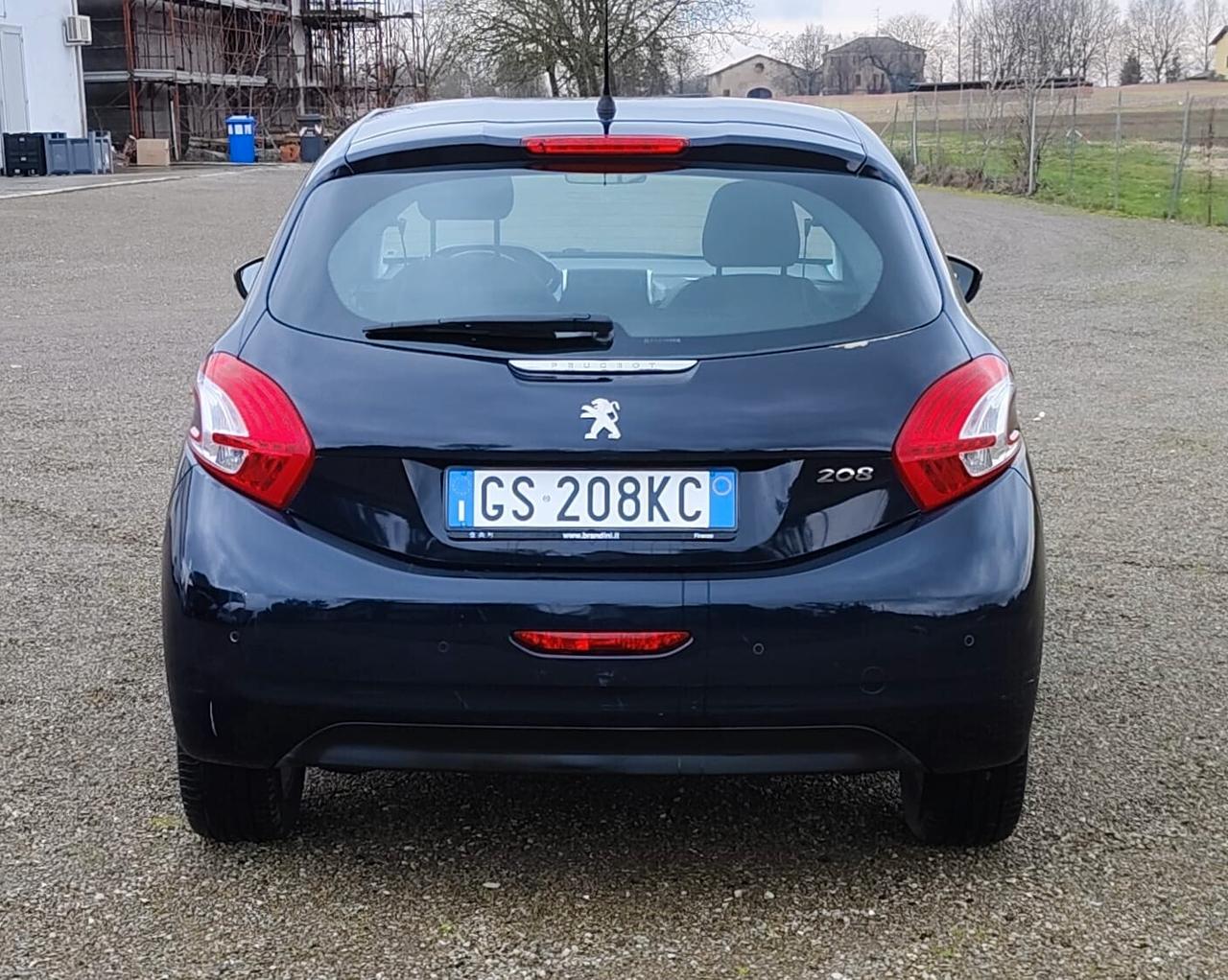 Peugeot 208 1.2 VTi 82 CV 5 porte Allure