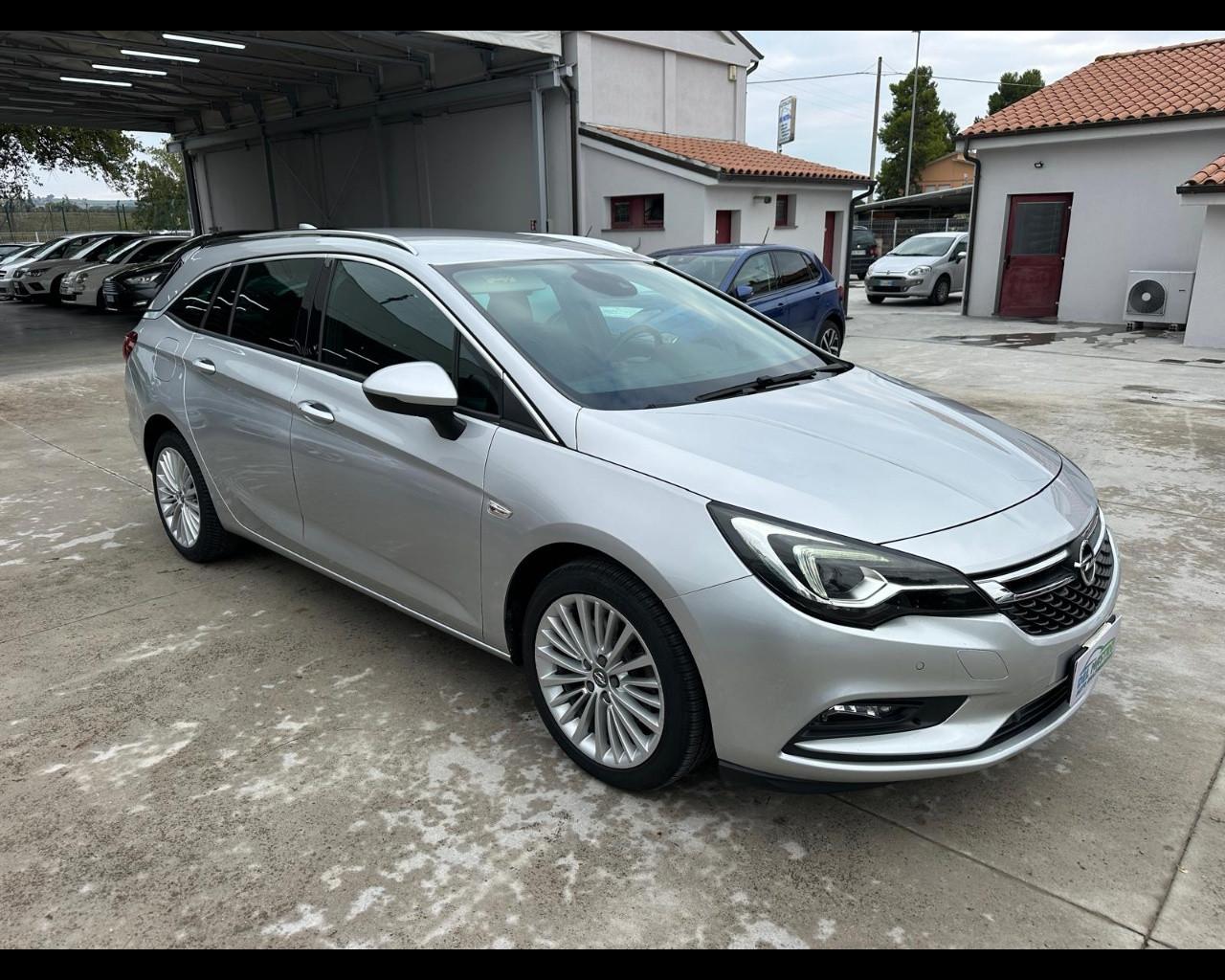 OPEL Astra 5ª serie - Astra 1.6 CDTi 136CV aut. Sports Tourer Innovation