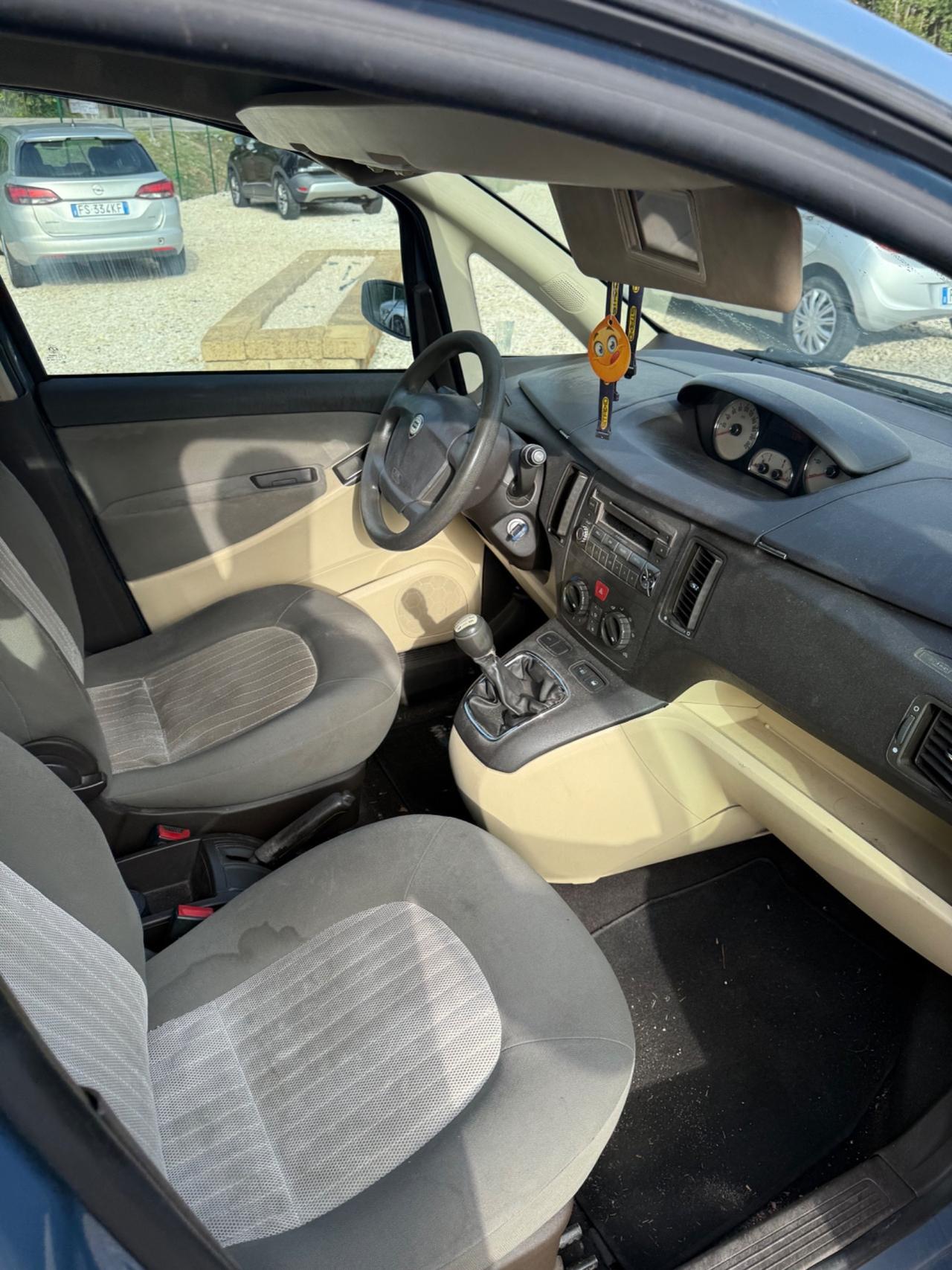 Lancia MUSA 1.9 Multijet Oro perfetta