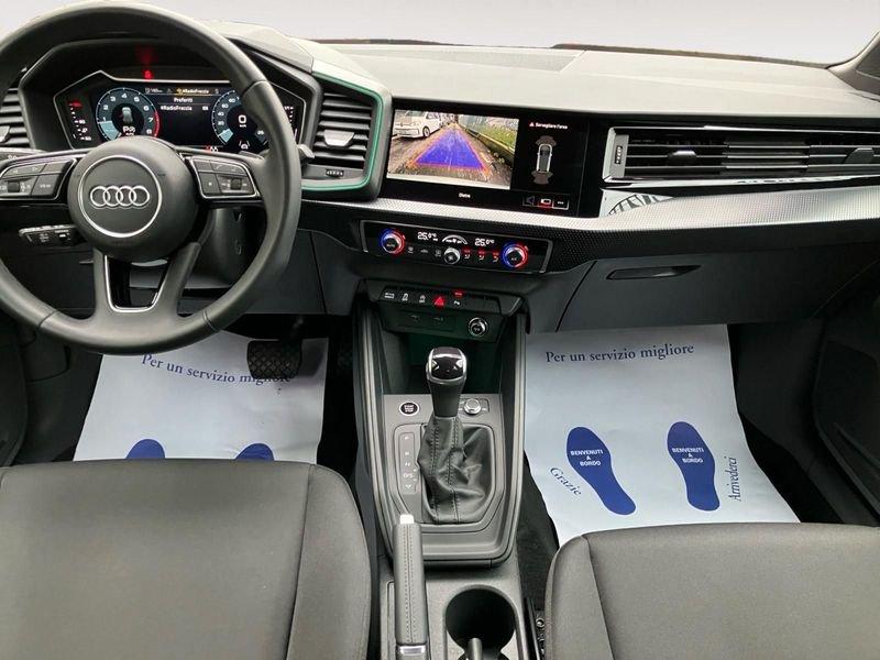 Audi A1 Sportback 35 TSI S Tronic Identity Contrast