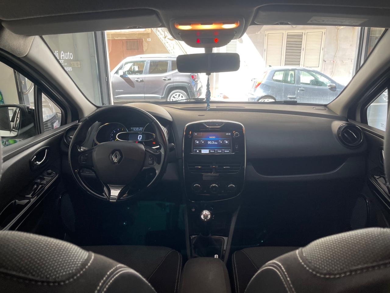 Renault Clio 1.5 DCI 75CV