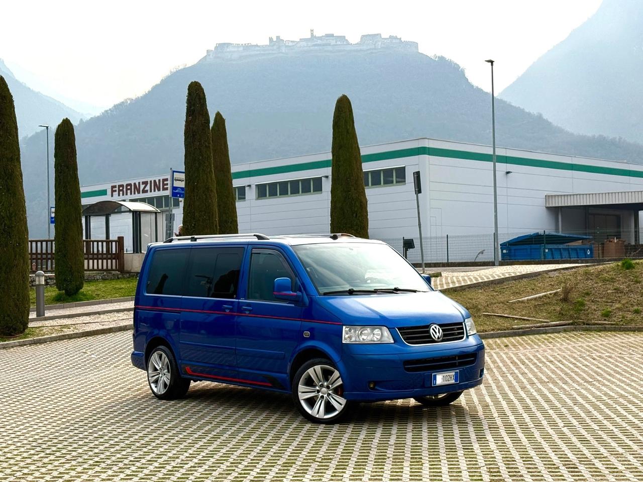 Multivan 2.5 TDI/174CV !!! MOTORE NUOVO !!! 7 posti Autom