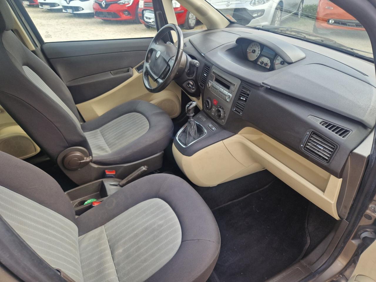 Lancia MUSA 1.4 16V - 2005