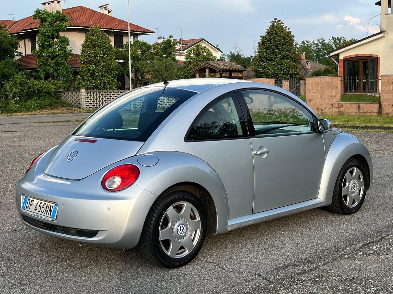 Volkswagen New Beetle 1.9 TDI 105CV ok neopatentati