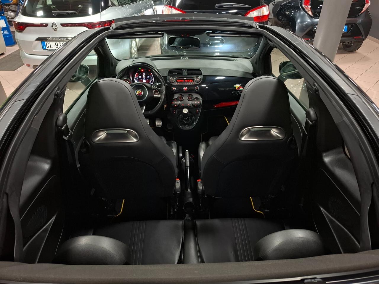 Abarth 595 CABRIO 1.4 Turbo T-Jet