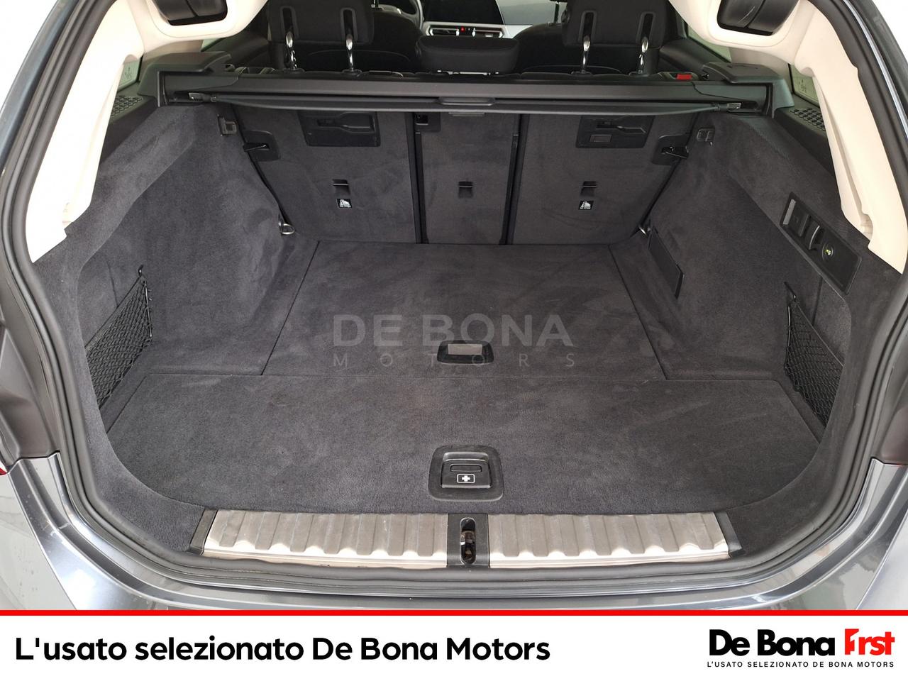 BMW Serie 3 320d touring mhev 48v xdrive auto