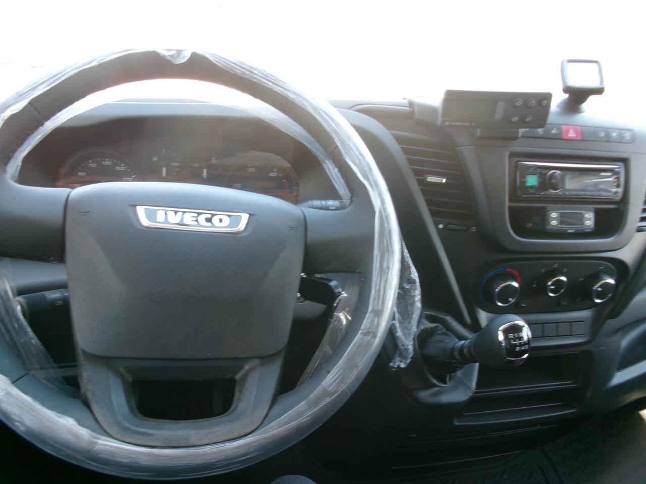 Iveco Daily 35C15 3000 150CV E6 FRIGO ATP FRCX -20° 07/2027 6 PEDANE PARATIA DIVISORIA