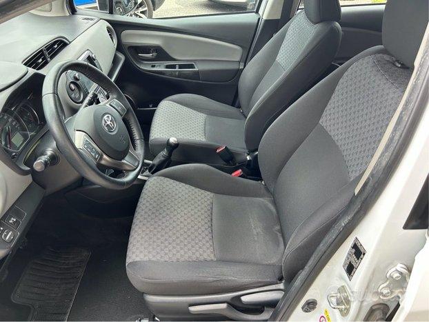TOYOTA Yaris 1.0 5 porte Active