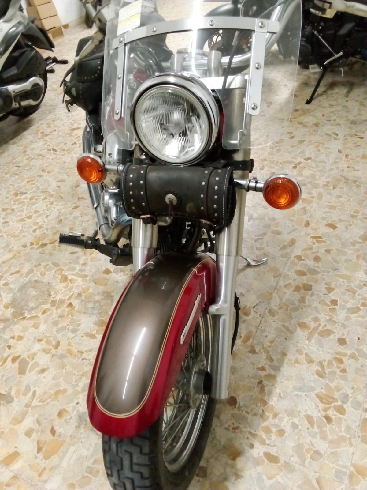 Yamaha XVS 650A Drag Star