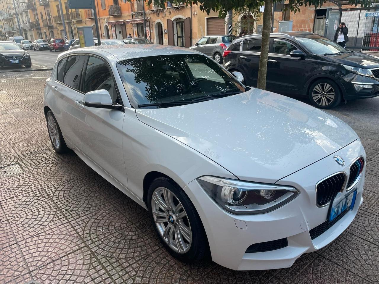 Bmw 120 116d 5p. Sport