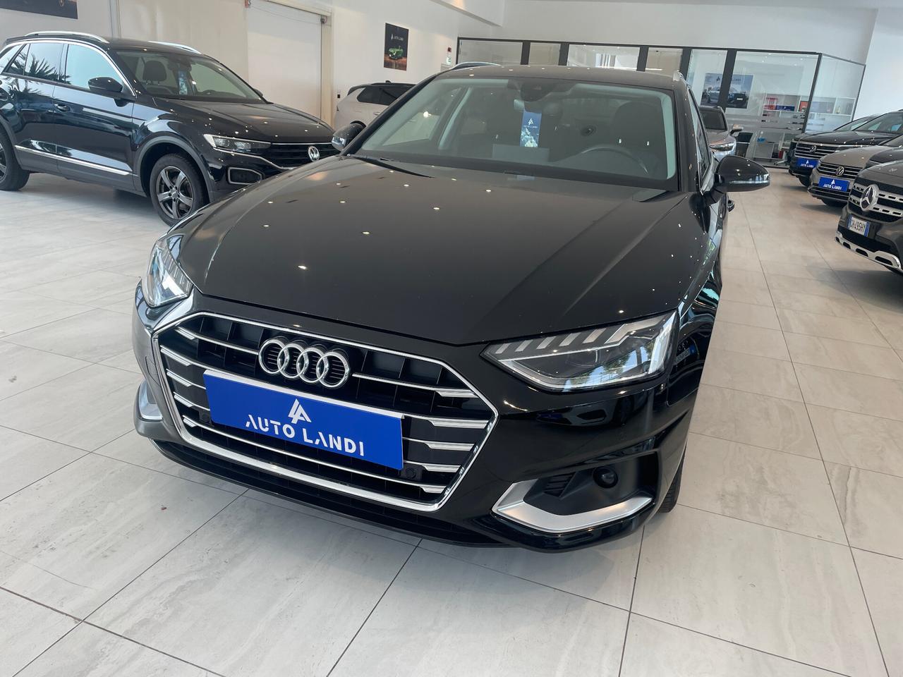 Audi A4 30 TDI/136 CV S tronic Business Advanced