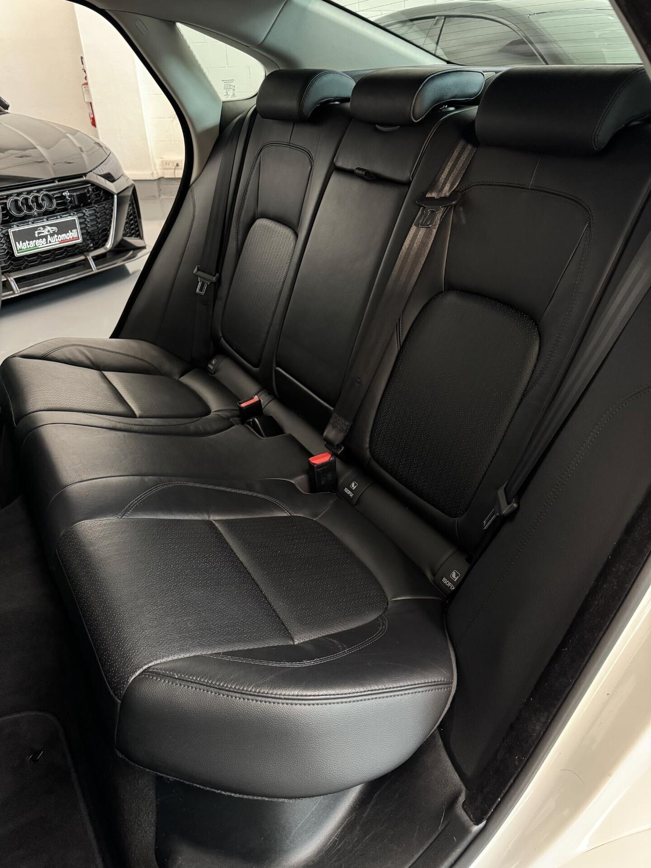 Jaguar XF 2.0cc 180cv Automatica Navigatore Finanziabile