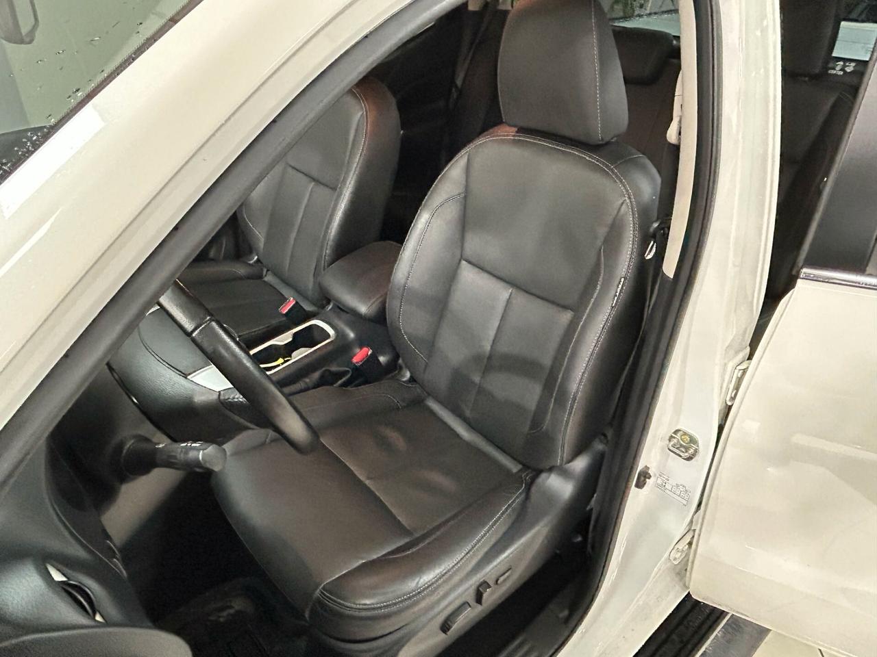 Nissan Navara 2.3 dci d.cab N-Connecta 190cv