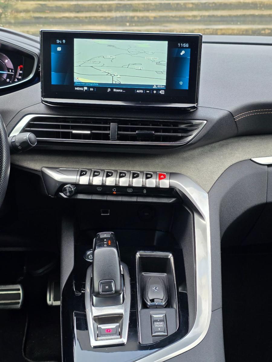 PEUGEOT 3008 1.5 DIESEL 59.700KM GARANZ FINANZ