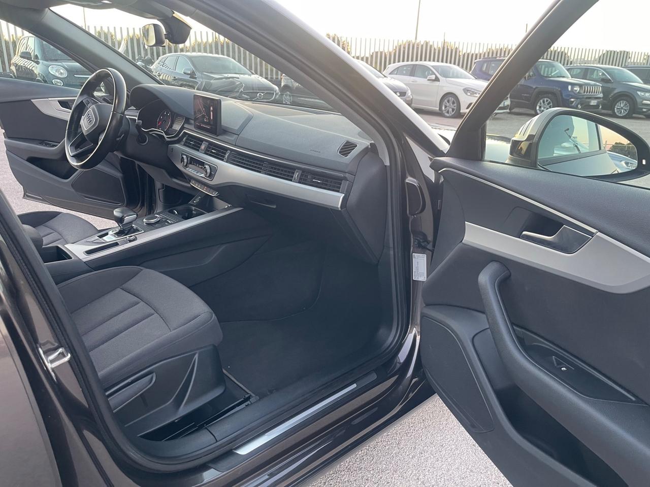 AUDI A4 35 2.0 TDI 150CV AUT AVANT FULL LED MY19