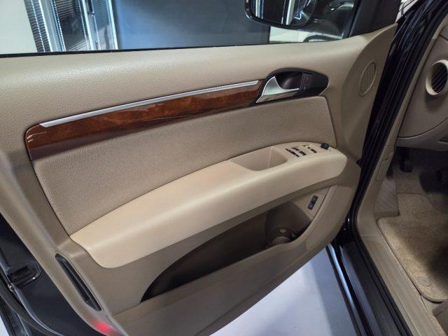 AUDI Q7 3.0 V6 TDI quattro UNICOPROPIETARIO
