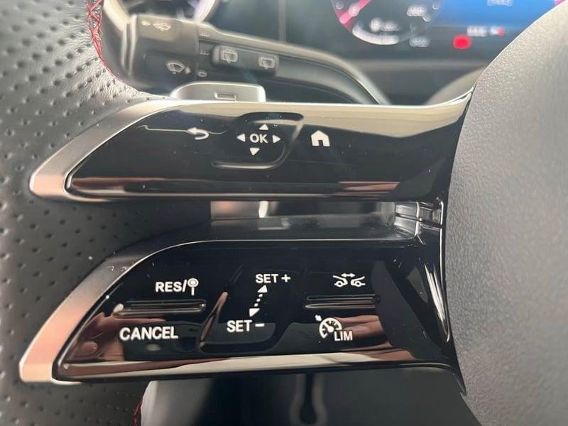 Mercedes-Benz CLA CLA 180 AMG Line Advanced Plus Navi Camera 18"
