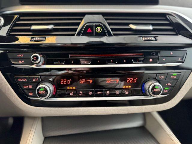 BMW 520 d xDrive Touring Msport //PELLE//20//LED//